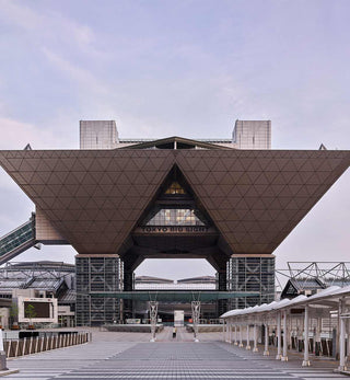 Dave Kulesza - Tokyo Big Sight - Fenton & Fenton